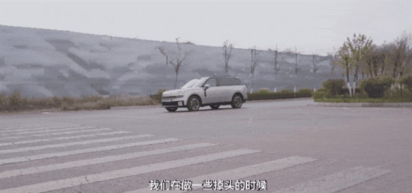 28万多能买一台5米长的车 领克900的性价比有点夸张